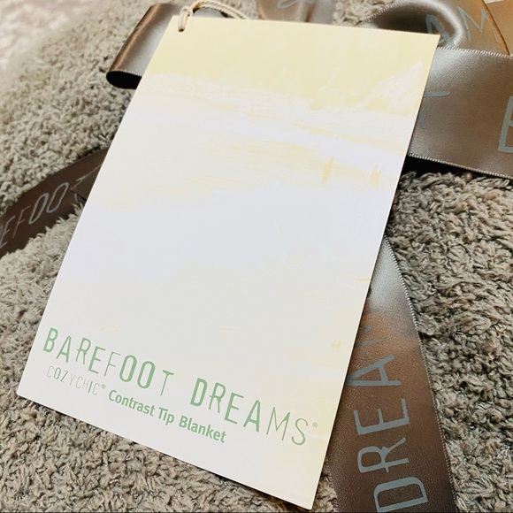 BAREFOOT DREAMS CozyChic Contrast Tip Throw Blanket New - Picture 7 of 8